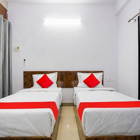 Super Hotel O London Street Nagpur Exterior foto
